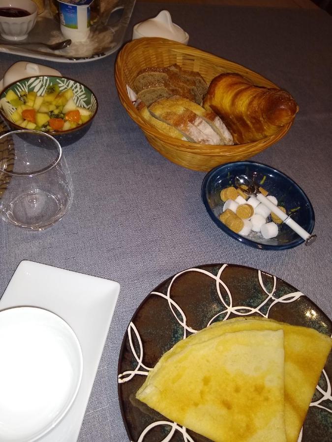 Les Agapanthes Bed & Breakfast Camphin-en-Pevele ภายนอก รูปภาพ